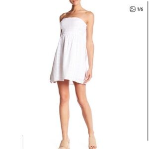 Socialite Strapless White Dress